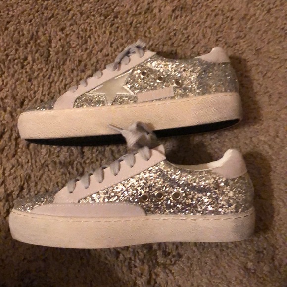 SARABASIC COLLECTION SHOES NEVER WORN - Picture 3 of 4